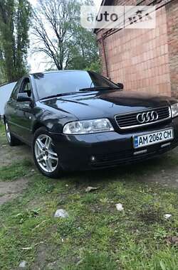 Седан Audi A4 1999 в Житомирі