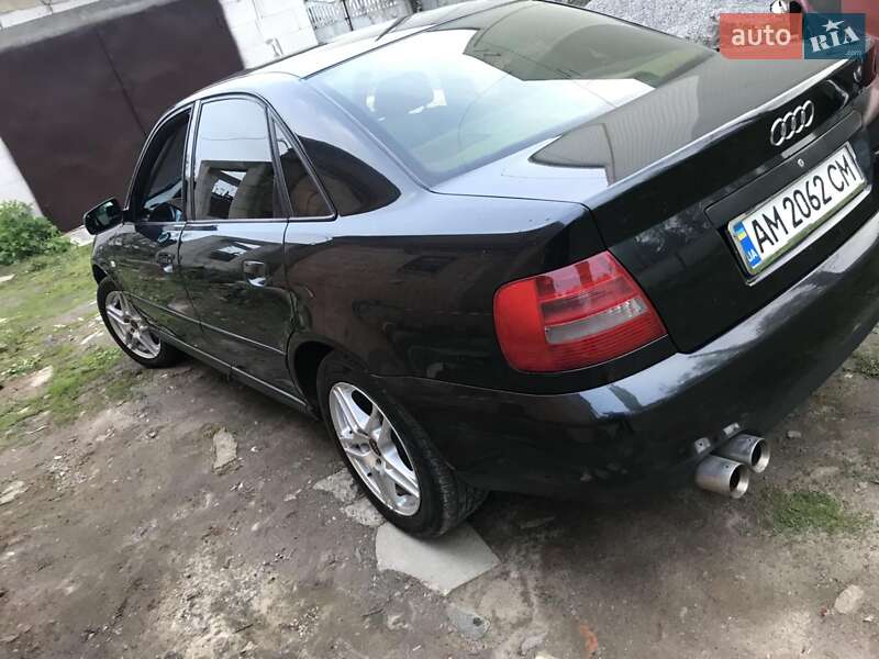 Седан Audi A4 1999 в Житомире