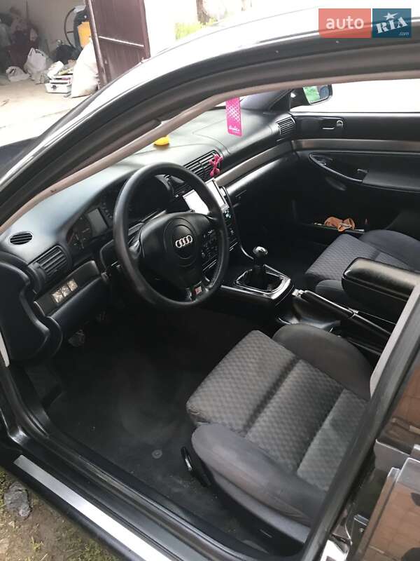 Седан Audi A4 1999 в Житомире