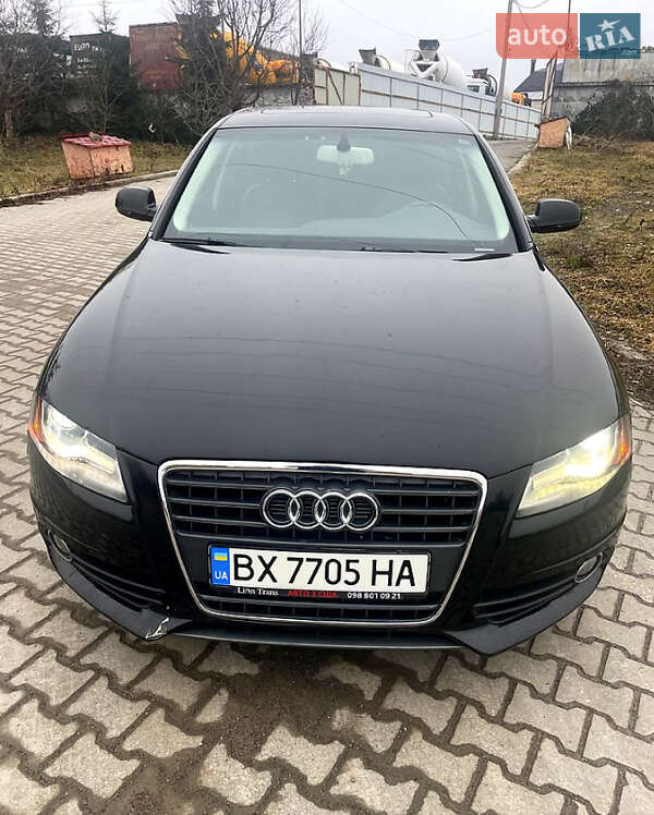 Седан Audi A4 2011 в Хмельницькому