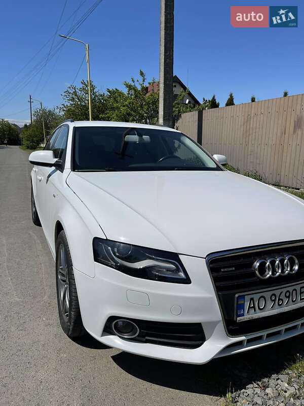 Audi A4 2011