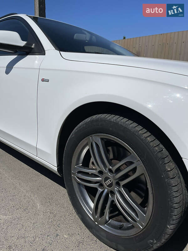Універсал Audi A4 2011 в Ужгороді