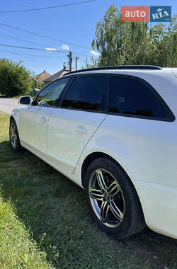 Універсал Audi A4 2011 в Ужгороді