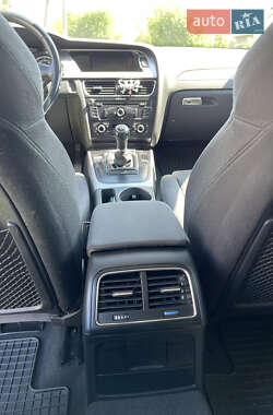 Універсал Audi A4 2011 в Ужгороді