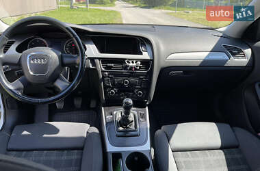 Універсал Audi A4 2011 в Ужгороді