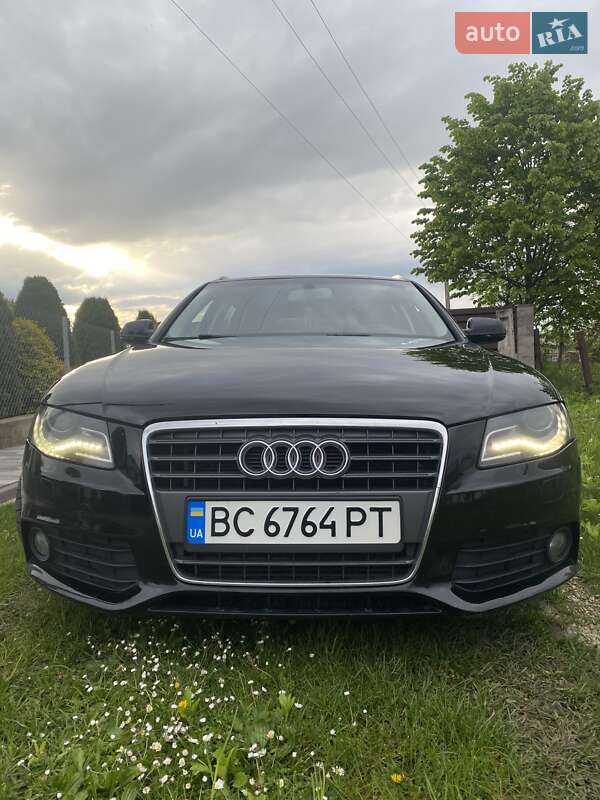 Универсал Audi A4 2011 в Стрые