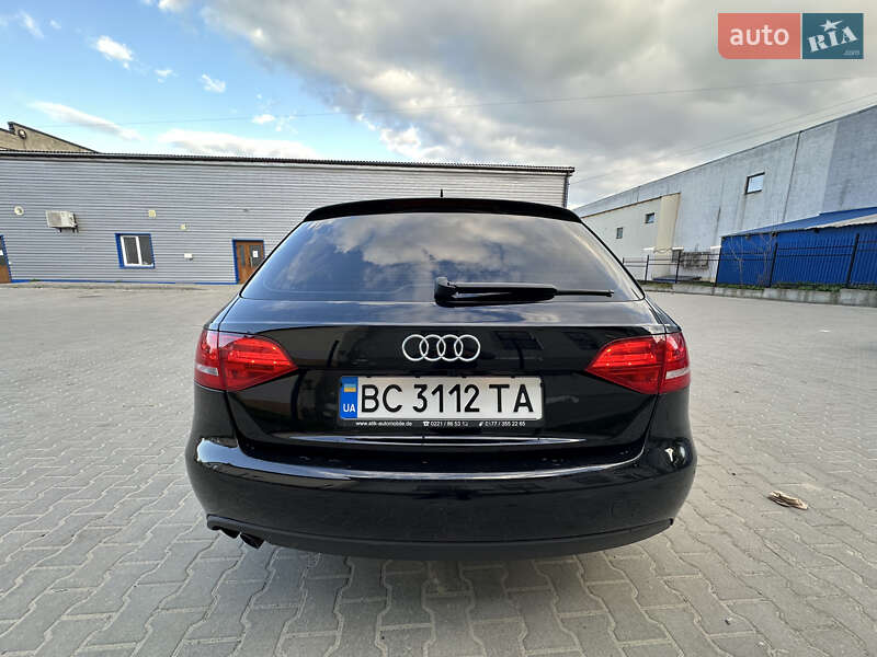 Универсал Audi A4 2009 в Яворове