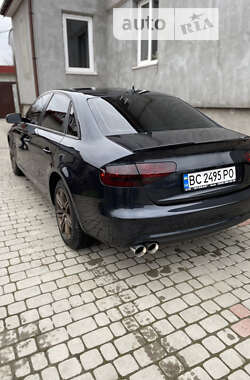 Седан Audi A4 2013 в Львові