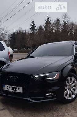 Седан Audi A4 2014 в Черновцах