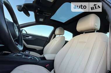 Седан Audi A4 2016 в Ровно