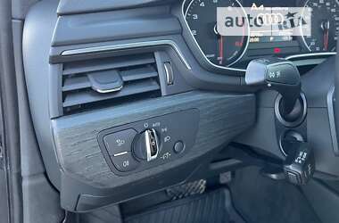 Седан Audi A4 2016 в Ровно