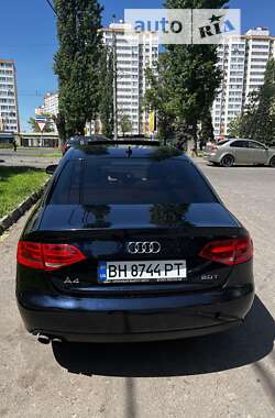 Седан Audi A4 2010 в Одессе