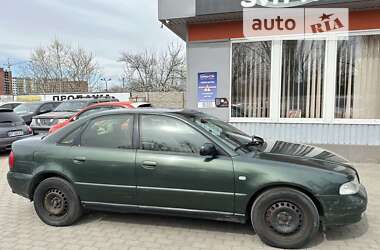 Седан Audi A4 2000 в Николаеве