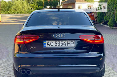 Седан Audi A4 2012 в Мукачево