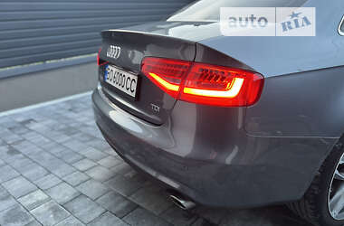 Седан Audi A4 2012 в Тернополе