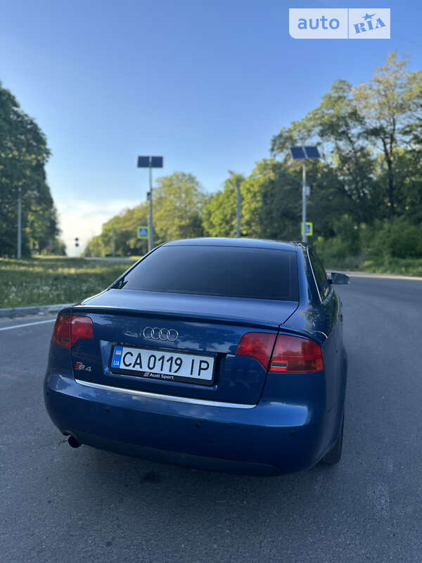 Седан Audi A4 2005 в Харькове