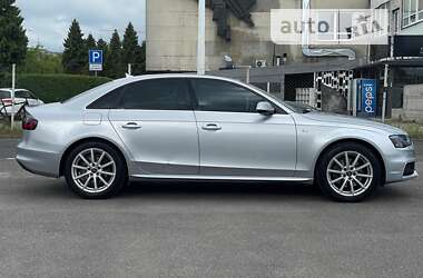 Седан Audi A4 2014 в Львове