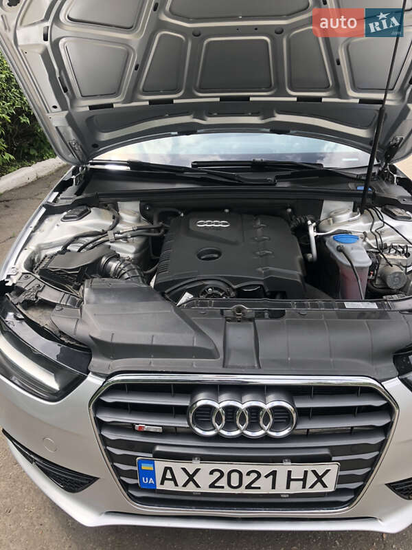 Седан Audi A4 2013 в Харькове