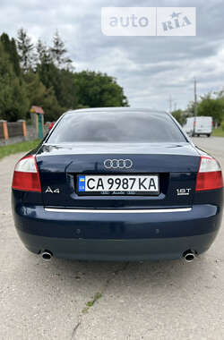 Седан Audi A4 2004 в Монастирищеві