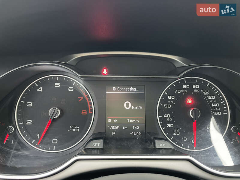 Седан Audi A4 2014 в Вознесенске