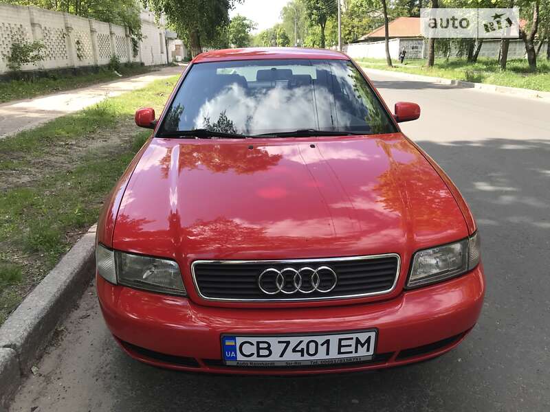 Седан Audi A4 1997 в Чернигове