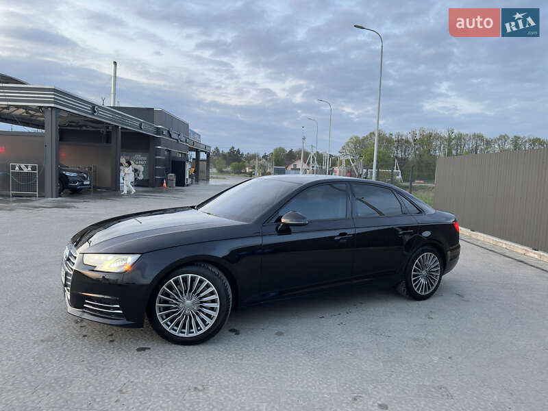 Седан Audi A4 2017 в Львове