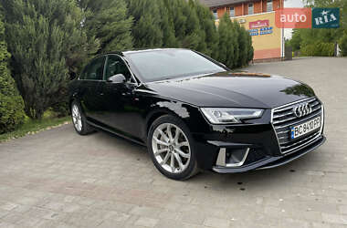 Седан Audi A4 2018 в 