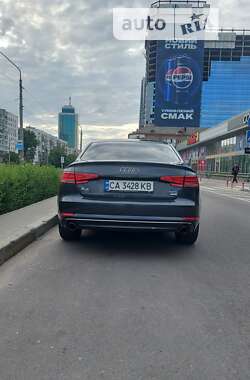 Седан Audi A4 2016 в Киеве