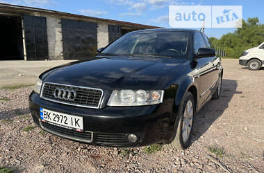 Седан Audi A4 2001 в Березному