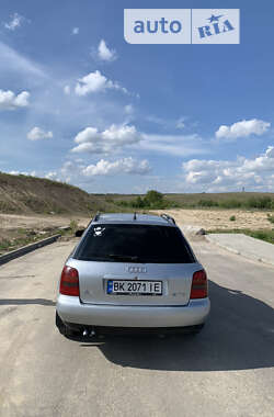 Универсал Audi A4 1996 в Ровно