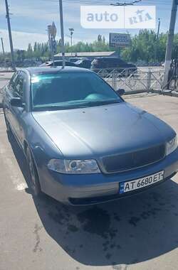 Седан Audi A4 1998 в Кропивницком