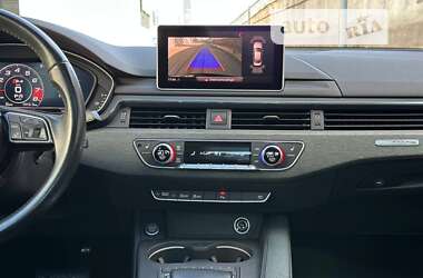 Седан Audi A4 2017 в Киеве