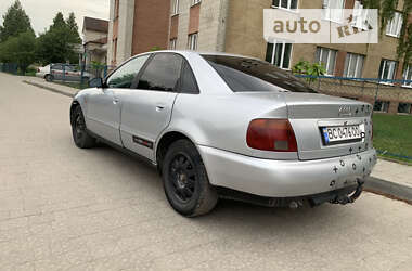 Седан Audi A4 1997 в Рудки