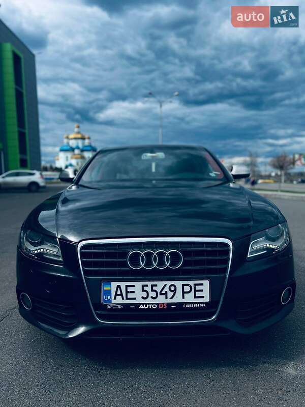 Седан Audi A4 2008 в Кривом Роге