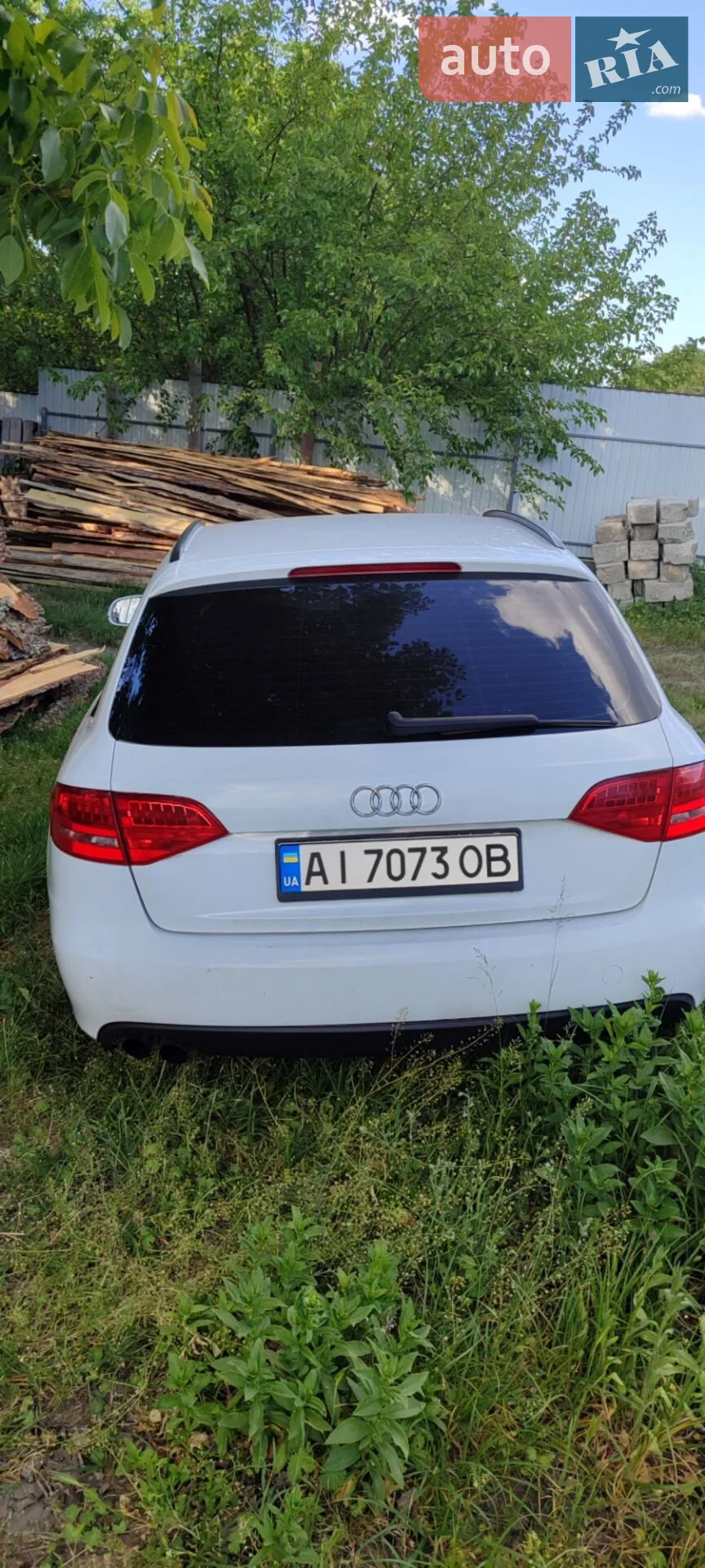 2010 Audi A4 - мініатюра 2
