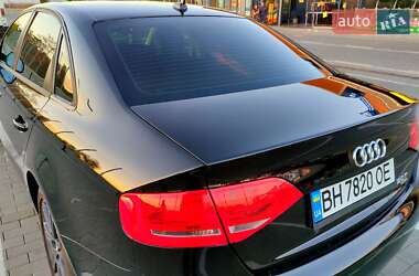 Седан Audi A4 2010 в Вознесенске