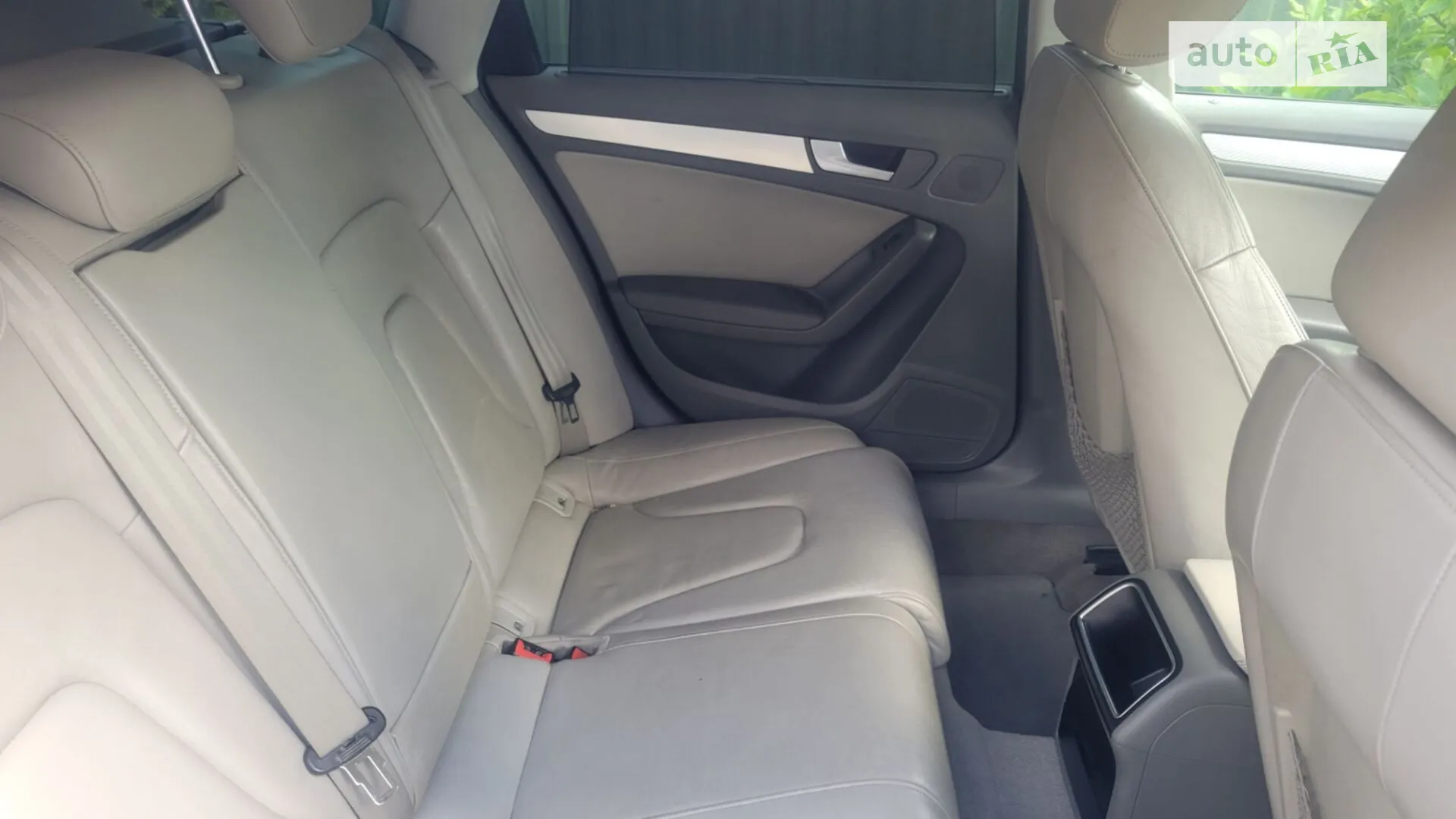 2011 Audi A4 - мініатюра 12