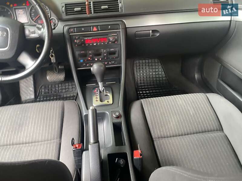 Универсал Audi A4 2006 в Межгорье