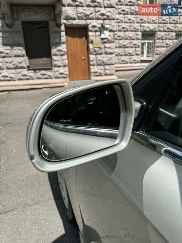 Седан Audi A4 2012 в Києві