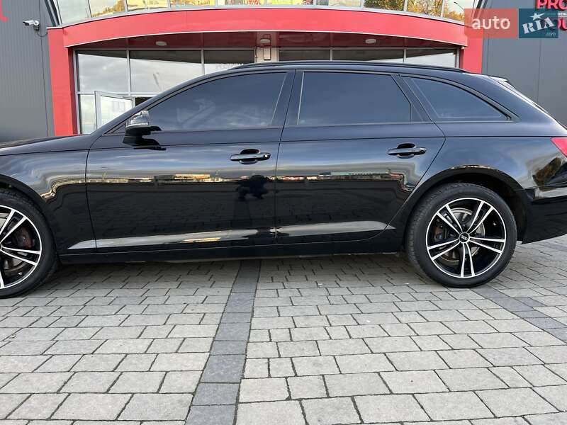 Универсал Audi A4 2017 в Мукачево