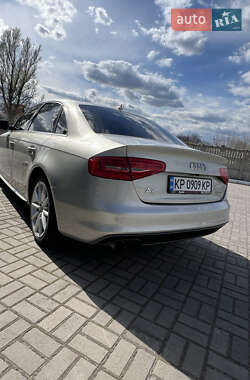 Седан Audi A4 2013 в Запорожье