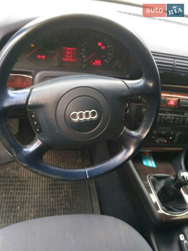 Універсал Audi A4 2001 в Івано-Франківську
