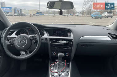 Седан Audi A4 2015 в Киеве