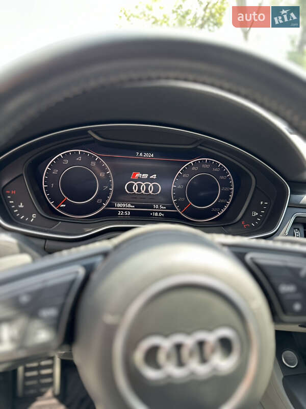 Седан Audi A4 2017 в Києві