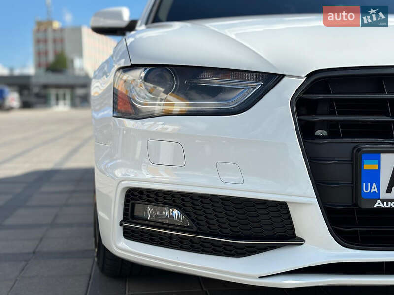 Седан Audi A4 2014 в Вінниці