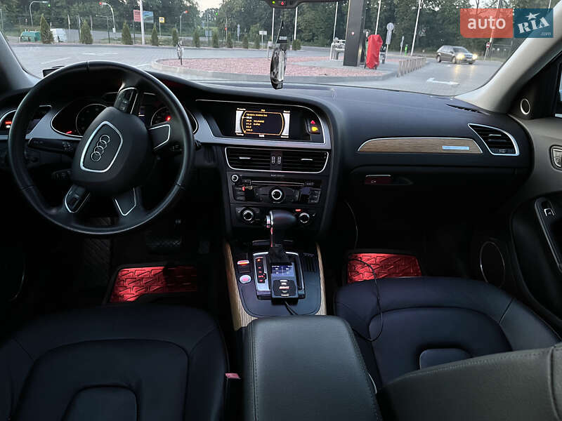 Седан Audi A4 2014 в Вінниці