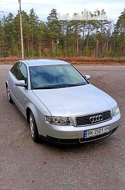 Седан Audi A4 2002 в Маневичах