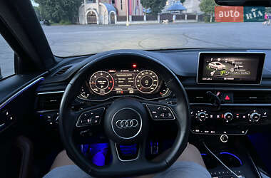 Седан Audi A4 2019 в Львові