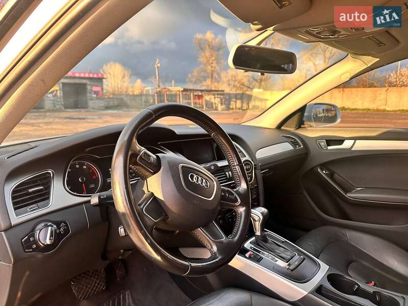 Седан Audi A4 2012 в Черняхове фото 7 Седан Audi A4 2012 в Черняхове