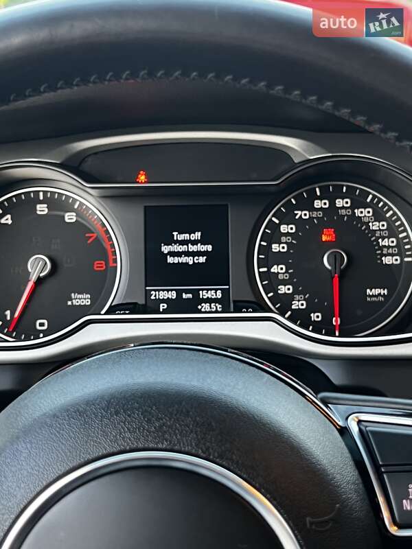 Седан Audi A4 2015 в Чернигове
